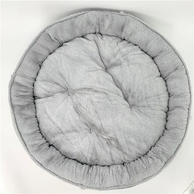 Oversized round pet bed
