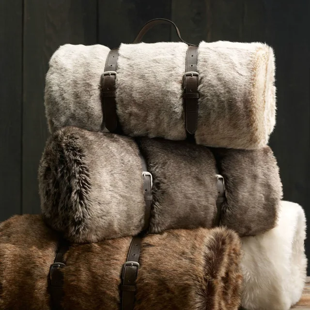 Discharged faux fur