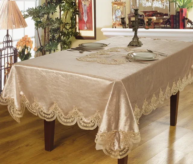 T-578 Table Cloth With Lace