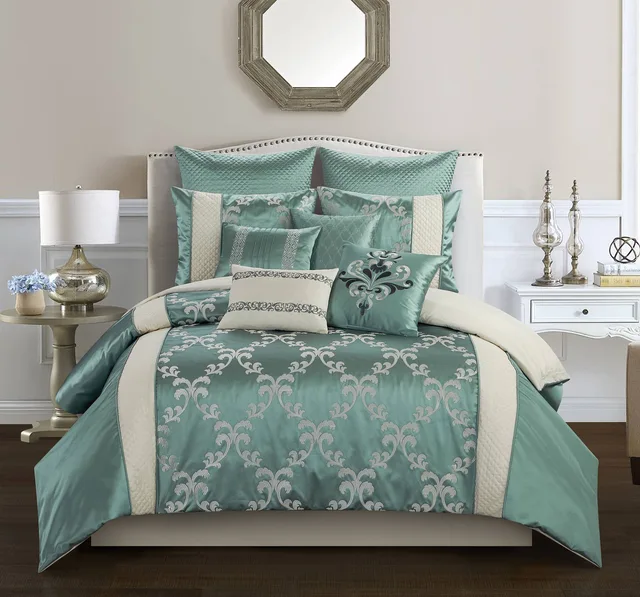 Comforter set