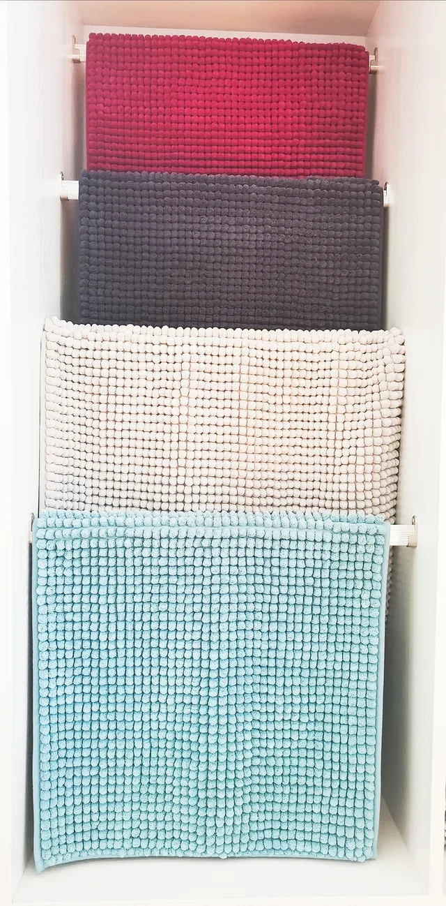Big pile chenille bathmat