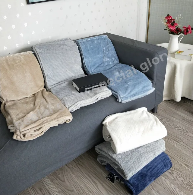 Jacquard flannel blanket