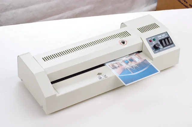 Laminating machine
