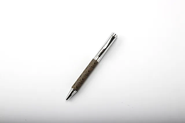 H256 ball point pen