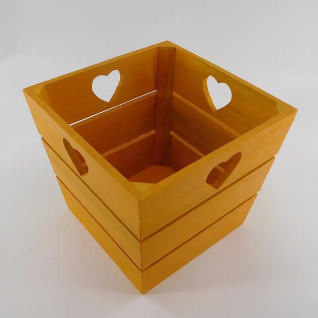 Wood bucket