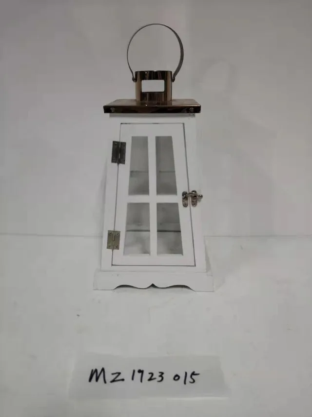Wooden lantern
