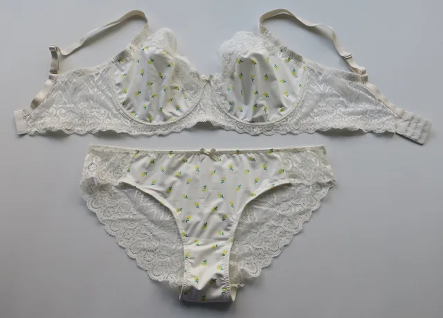 Big size non-padded bra & big size brief