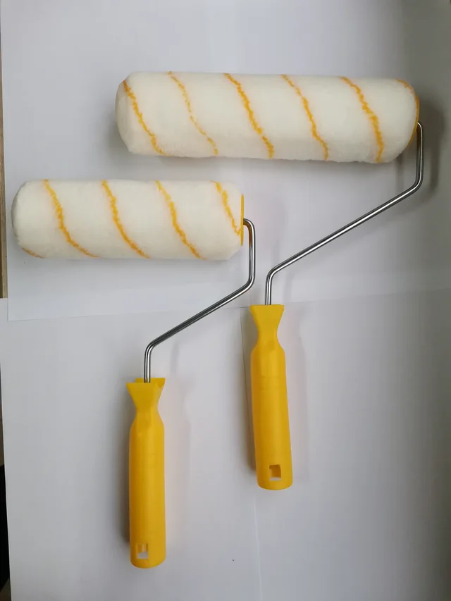 Single rod roller frame