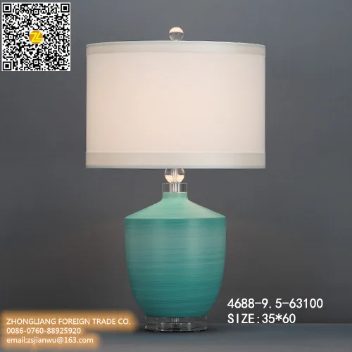 Light luxury desk lamp