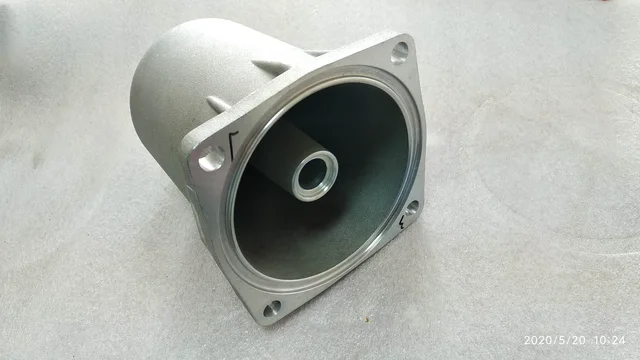 Housing diaphragm