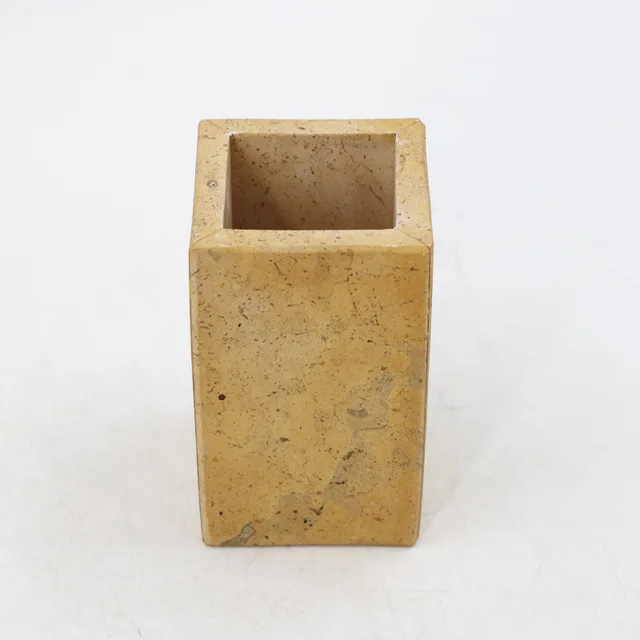 Gargle Cup