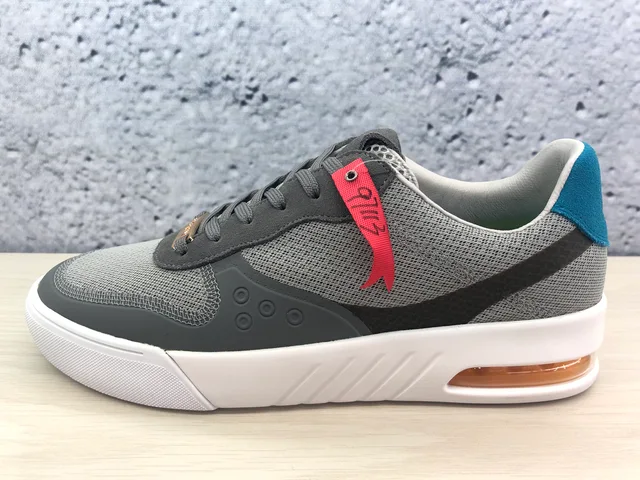 Leisure shoes