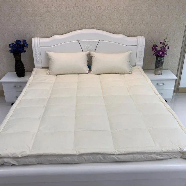 Double layer/dual mattress topper(filled with down and feather &polyester)