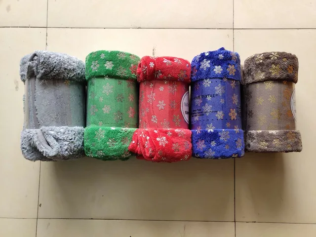 Solid coral fleece with hot stamping blanket（double layers）