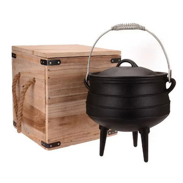 Cast iron potjie pot african pot with wood carry box