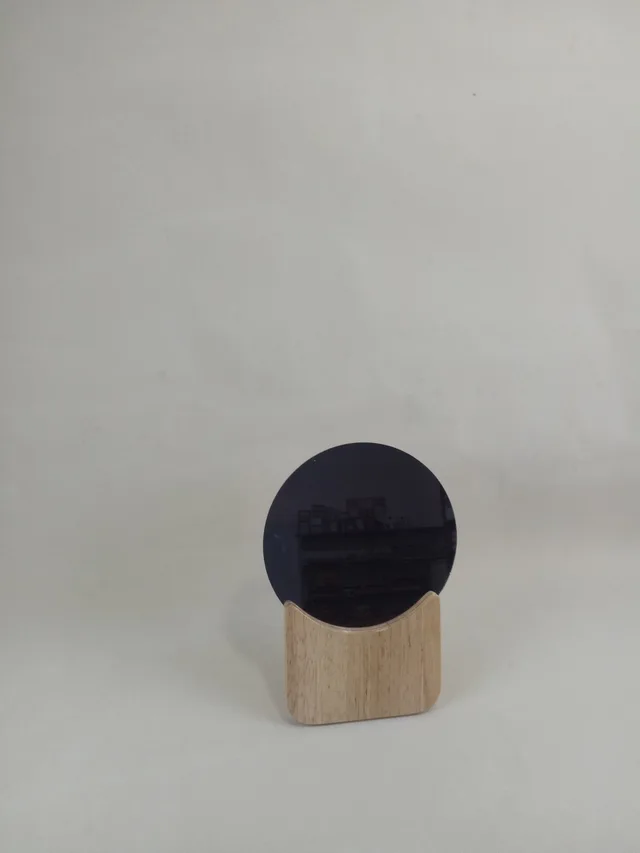 Rubber wood mirror