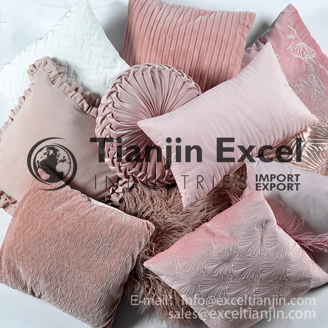 00000AA1-14 cushion - embbroidery, metallic printed, quilted, pressed, fur