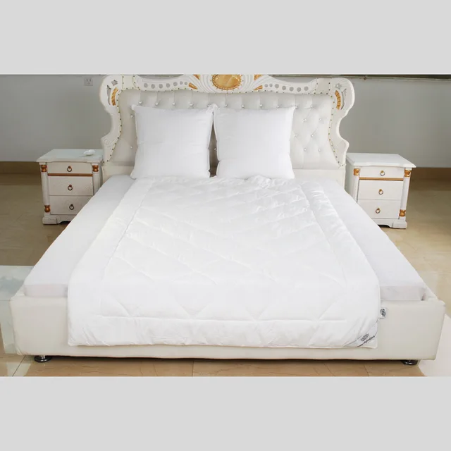 Lightsome Quilt, C0555