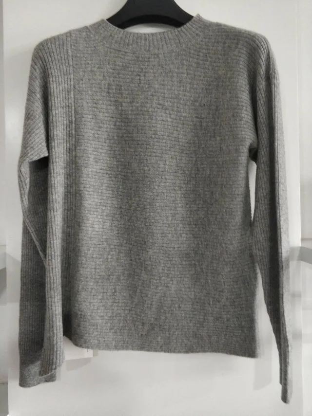 Cashmere sweater for lady