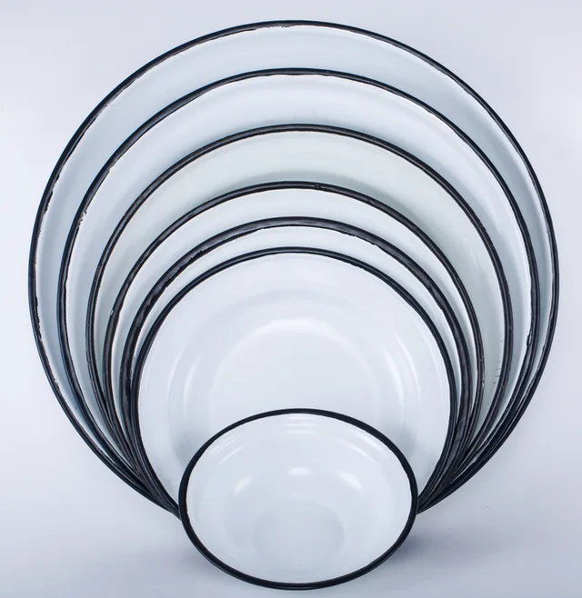 Enamel round tray