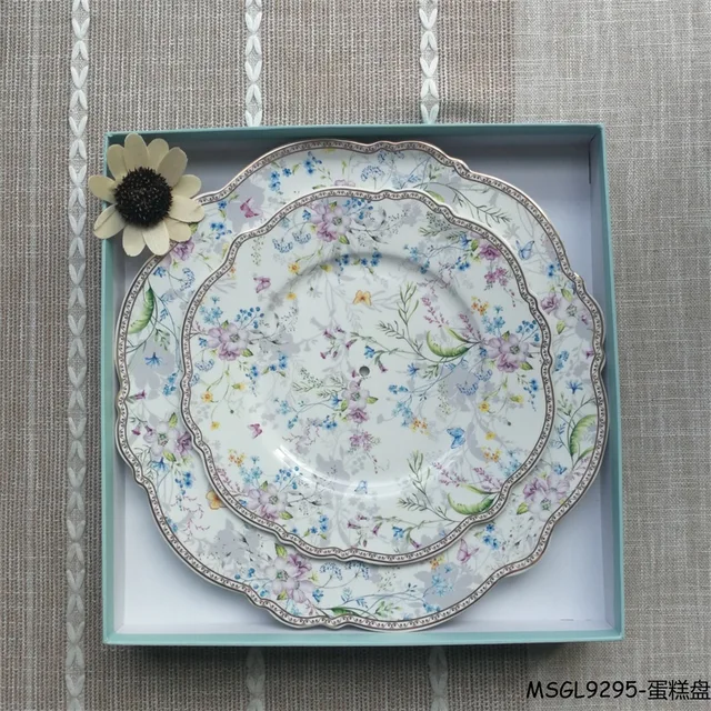 Cake plate-gift box