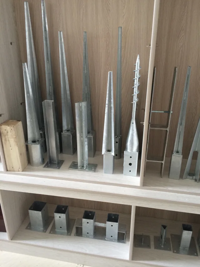 Pole Anchor, anchor spike