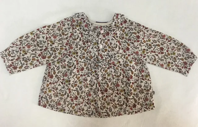 Baby girl’s shirt with AOP print