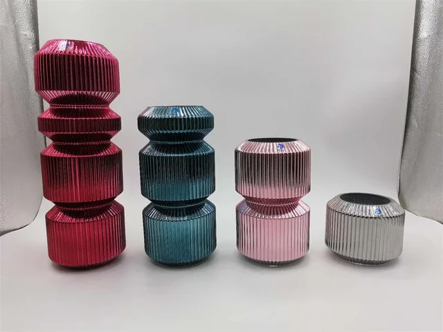 Glass vase