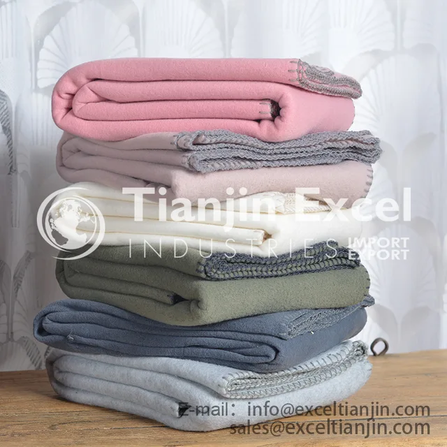 00000AA1-23 blanket - polar fleece with low stretching