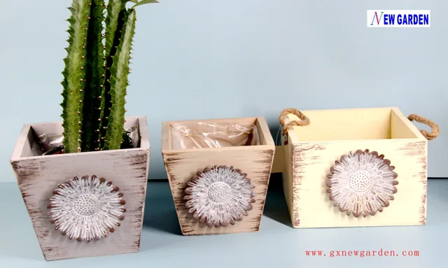 Wooden flower pot