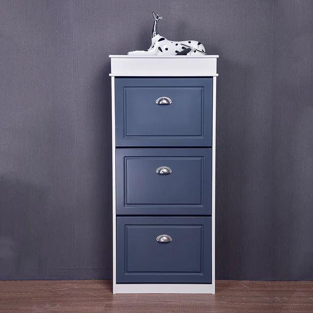 Shoe cabinet