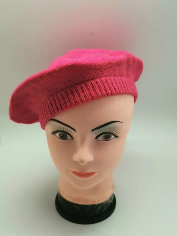 Lady's hat