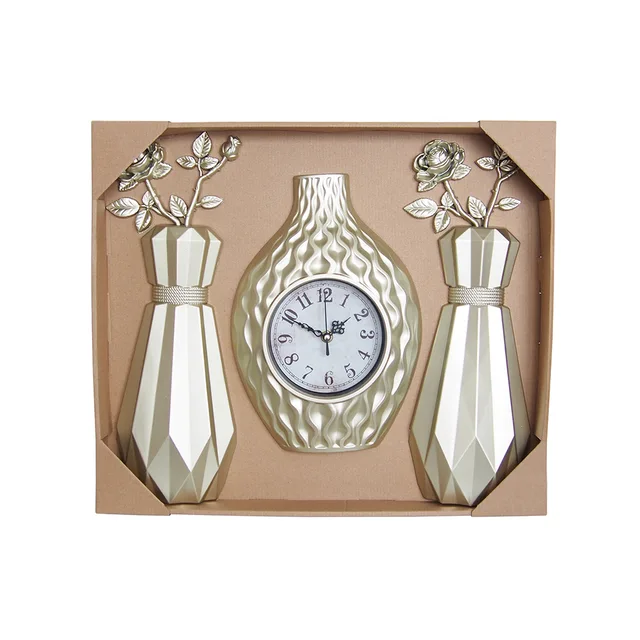 Gold plastic wall plaque set of 3