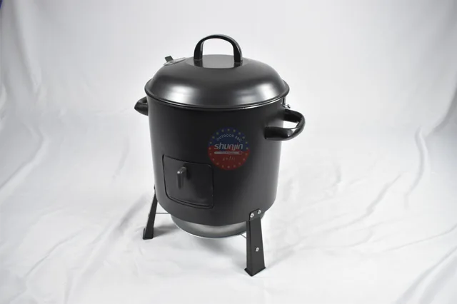 Charcoal BBQ grill