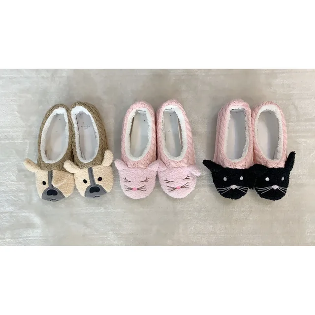Indoor slippers
