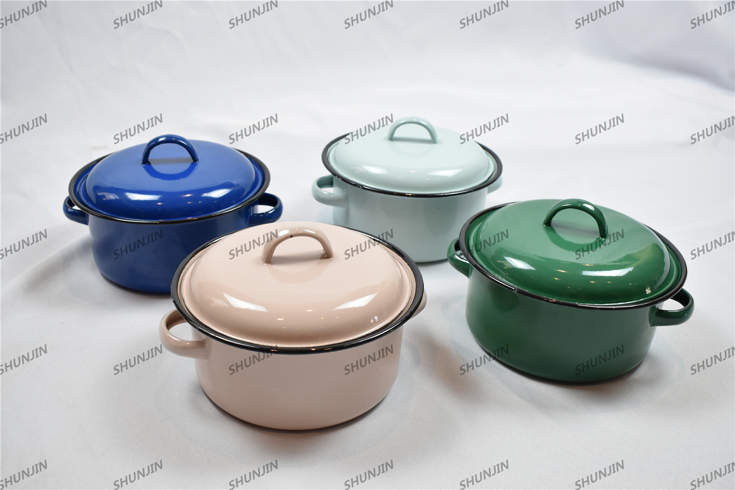 Enamel straight pot with rolled edge