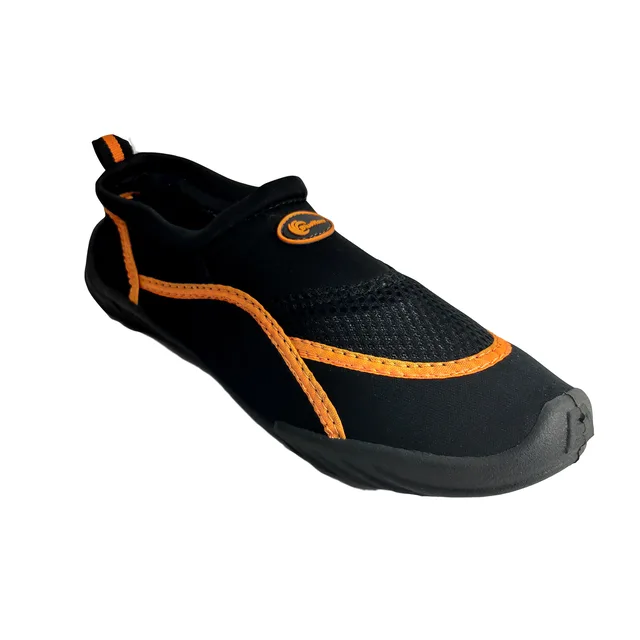 Cloth surfing shoes
