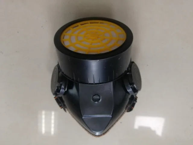 Dust Respirator With Filter