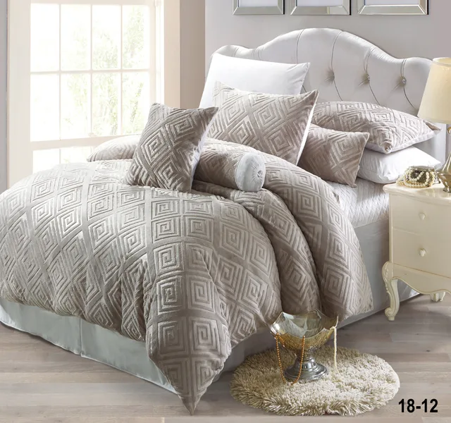 Comforter set