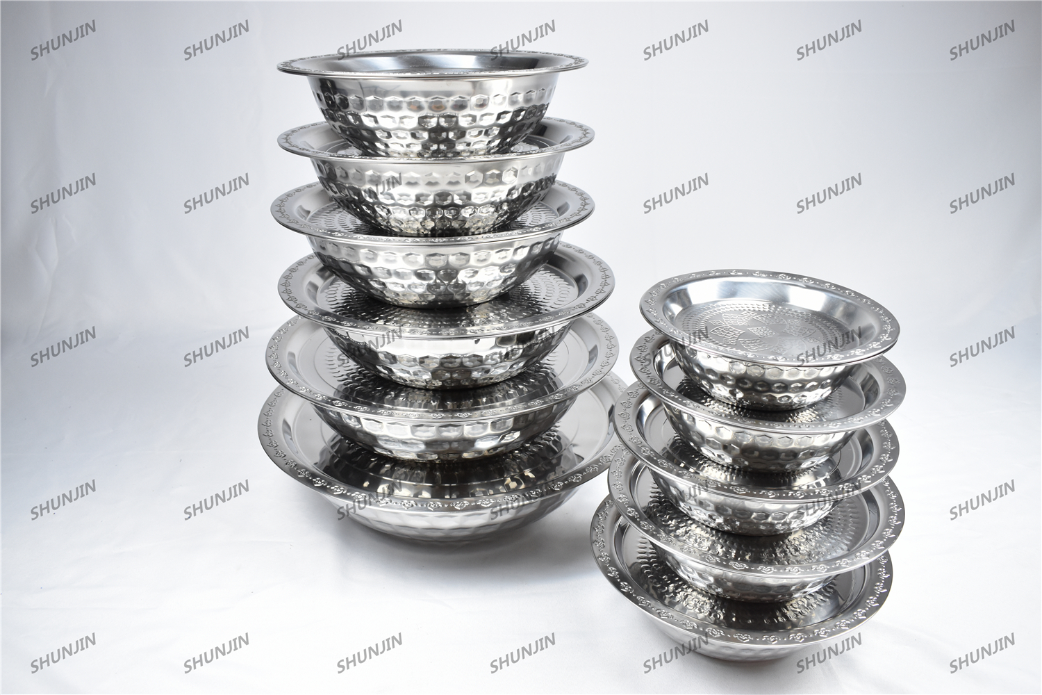 Stainless steel basin set with lid