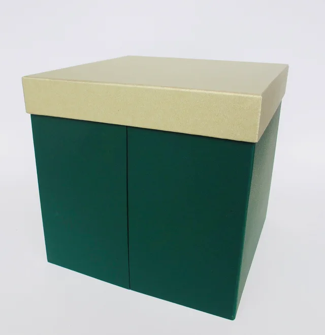 Gift box with layers