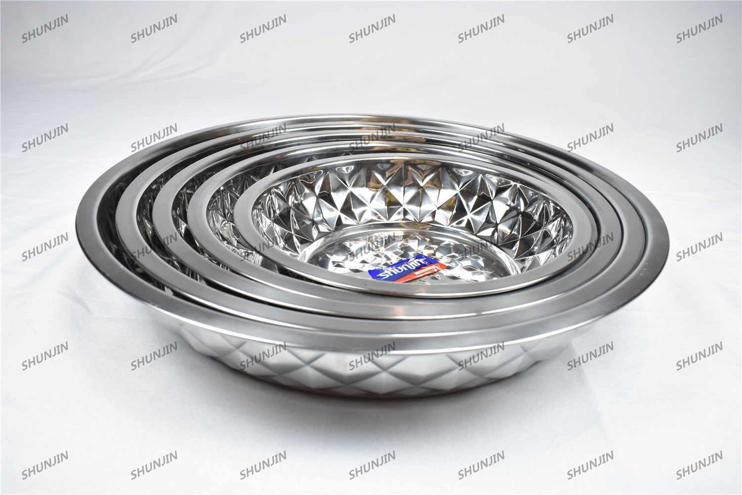 Stainless steel diamond basin