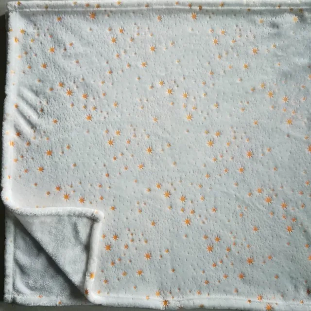 Thermal discoloration flannel blanket