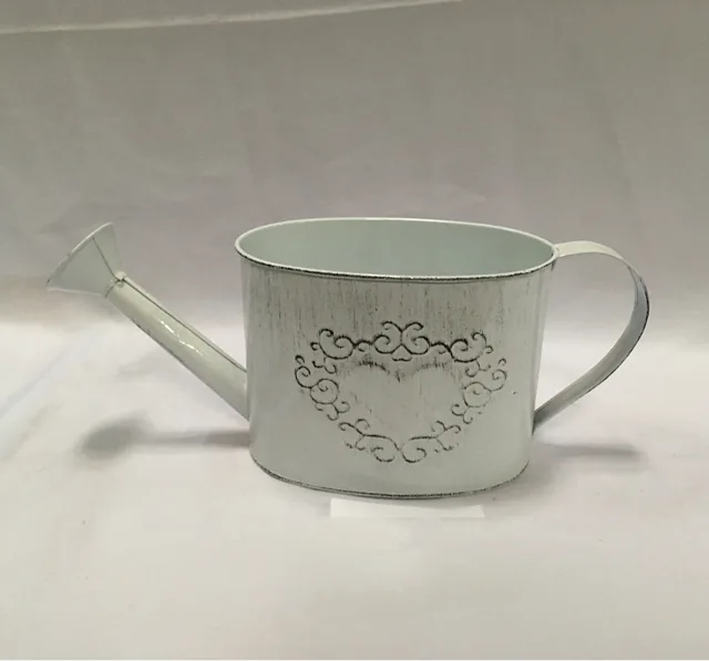 Zink, tin watering can