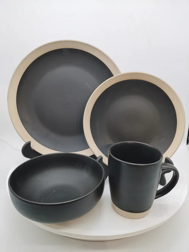 Black matte without glaze in bottom stoneware set