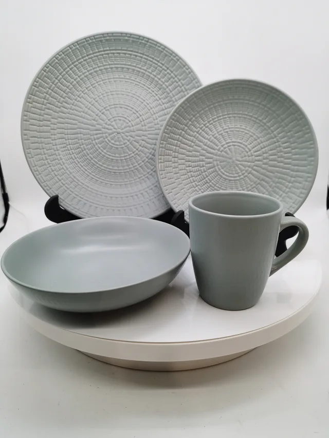 Embossed Dinnerware Set