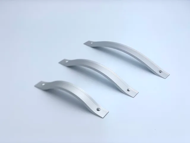 Aluminum handle