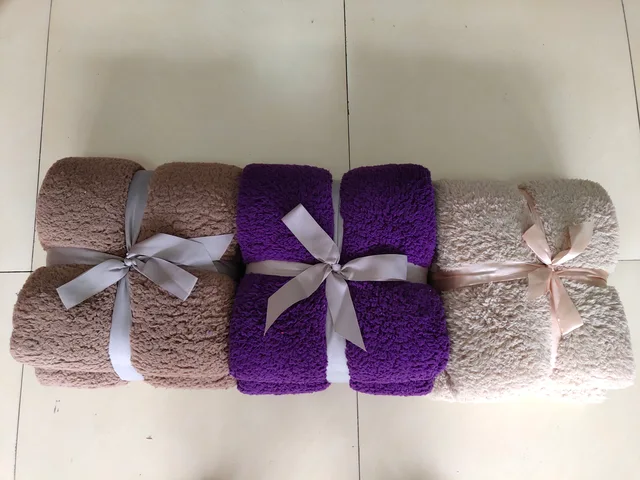 Soild sherpa blanket