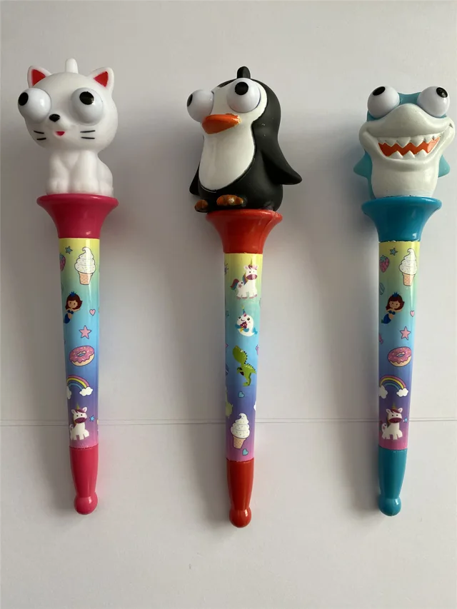 Animal squeeze pen