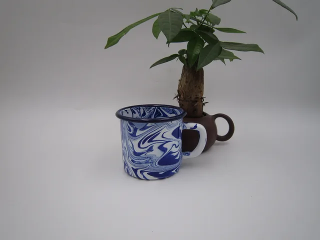 Enamel mug
